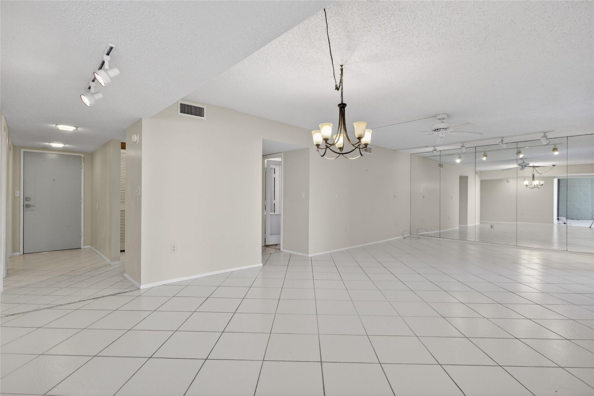 1401 S Ocean Boulevard, Unit 605, Pompano Beach, FL 33062 Photo