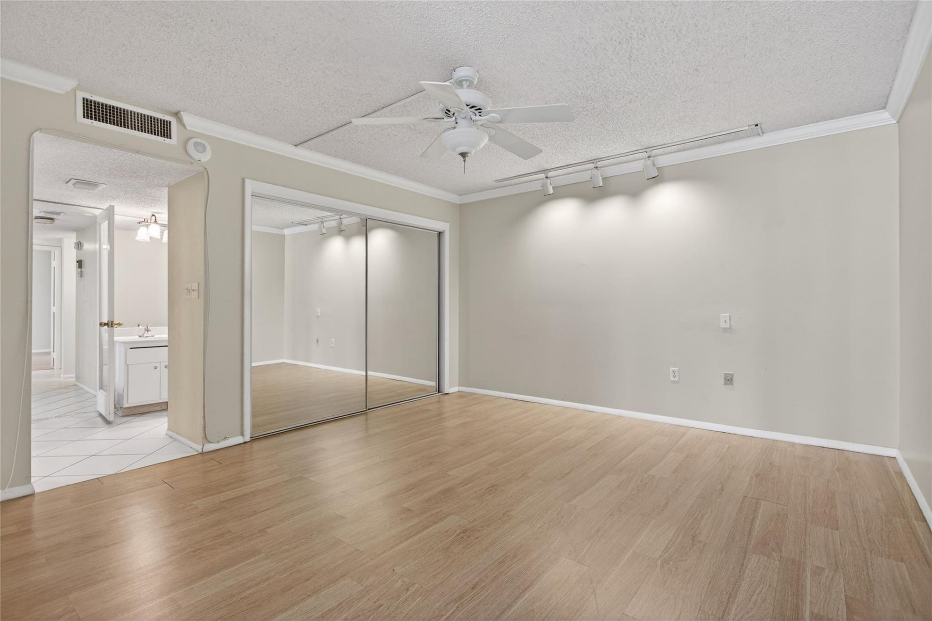 1401 S Ocean Boulevard, Unit 605, Pompano Beach, FL 33062 Photo