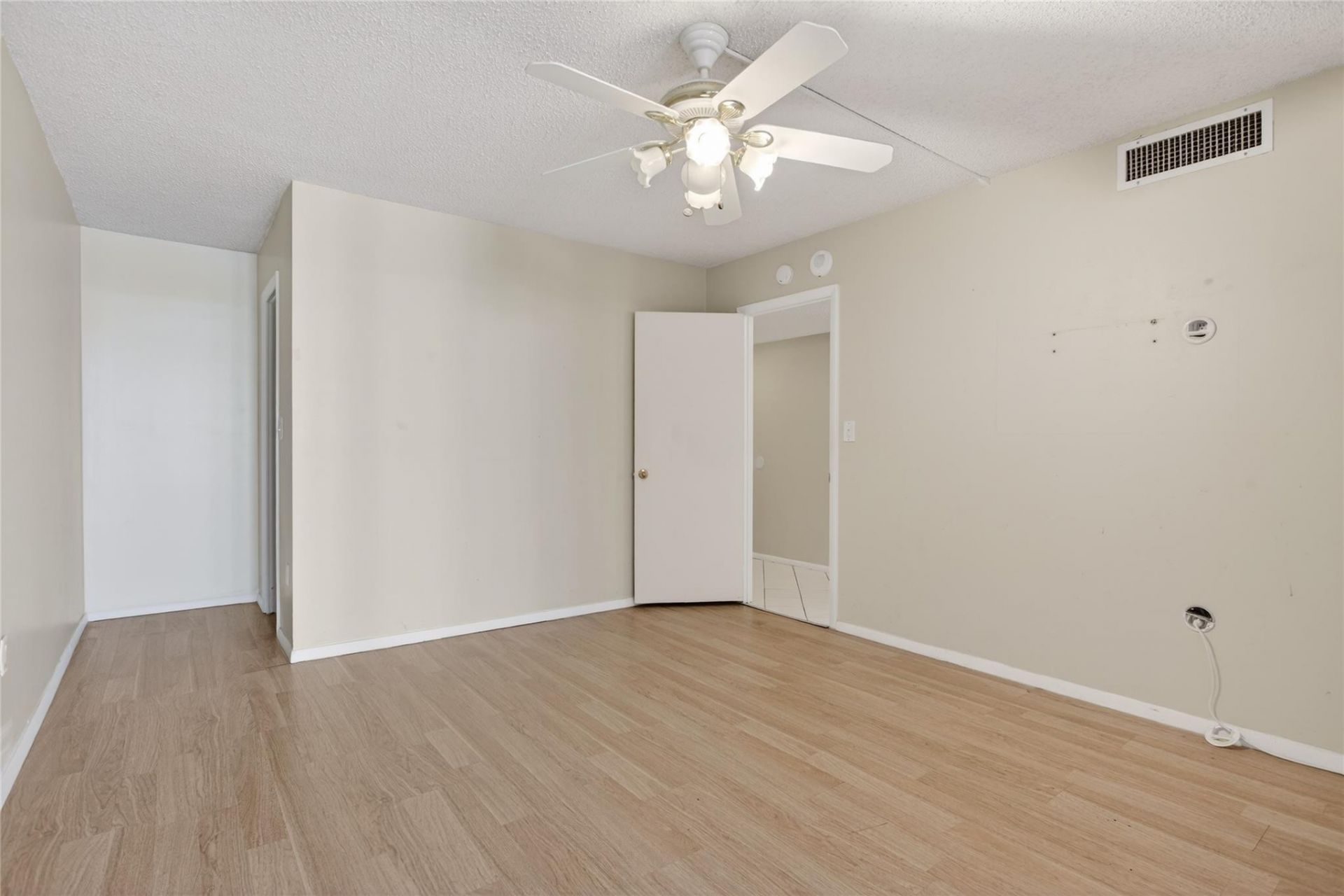 1401 S Ocean Boulevard, Unit 605, Pompano Beach, FL 33062 Photo