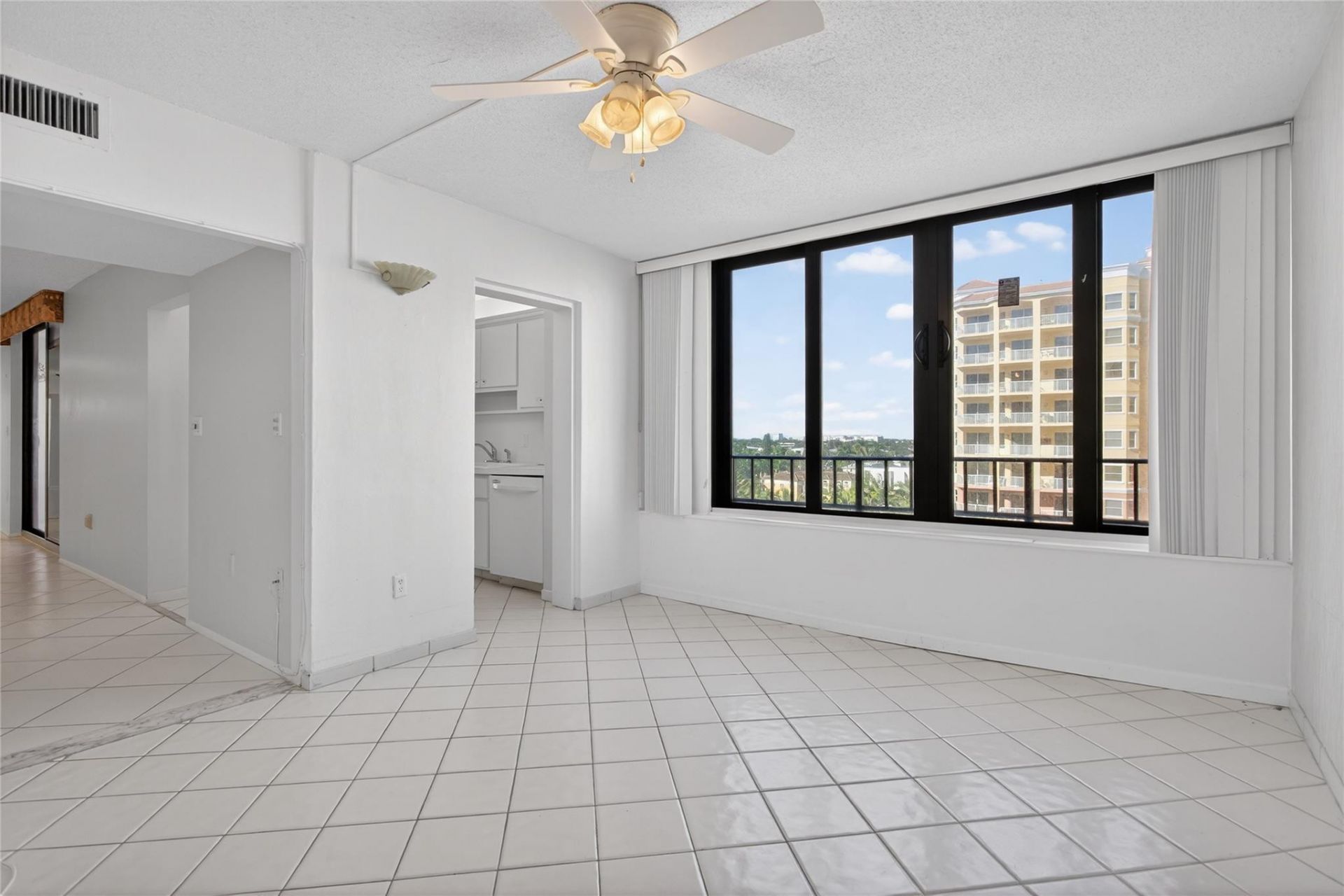1401 S Ocean Boulevard, Unit 605, Pompano Beach, FL 33062 Photo