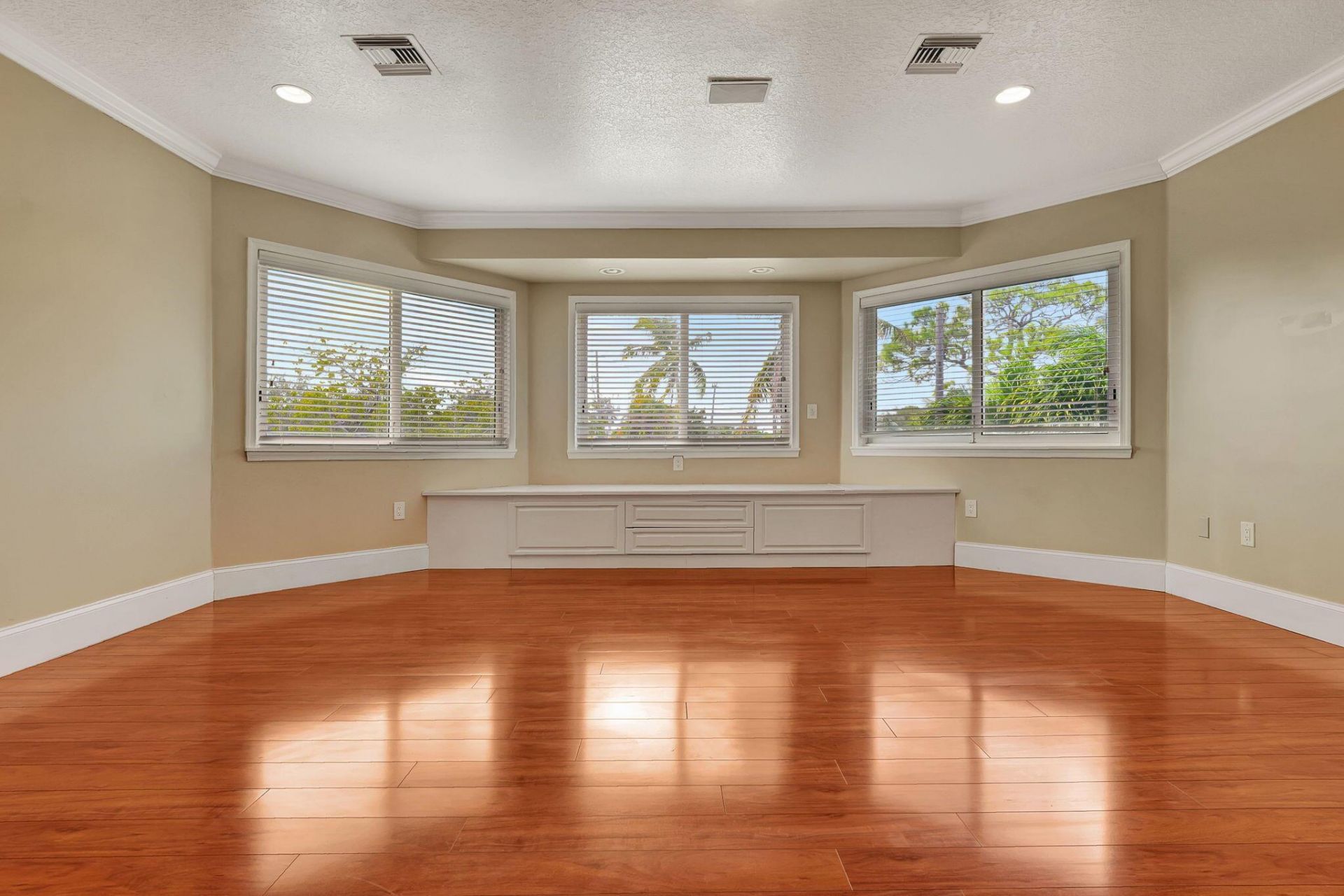 1300 NE 26th Avenue Ne, Pompano Beach, FL 33062 Photo