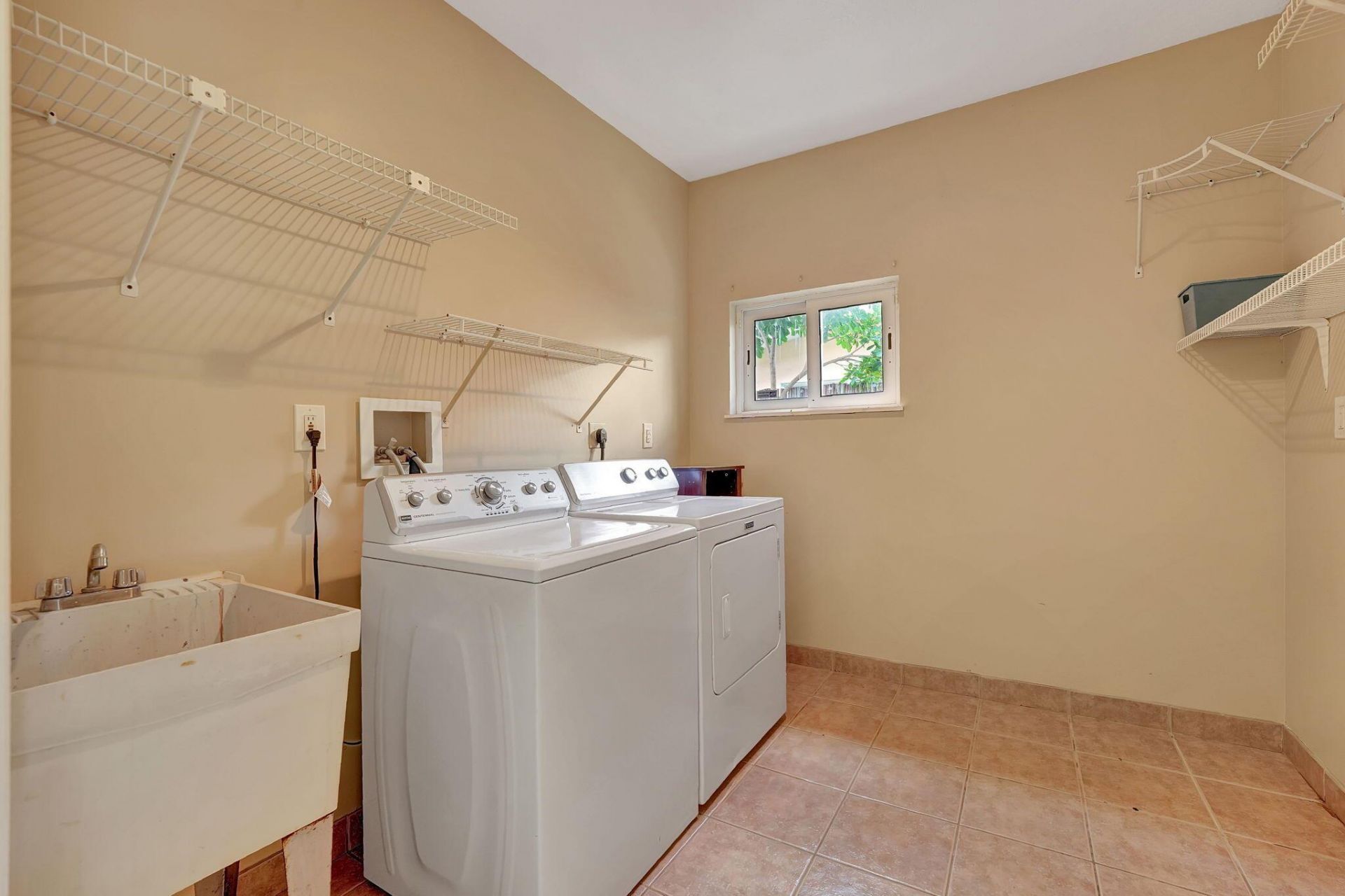 1300 NE 26th Avenue Ne, Pompano Beach, FL 33062 Photo