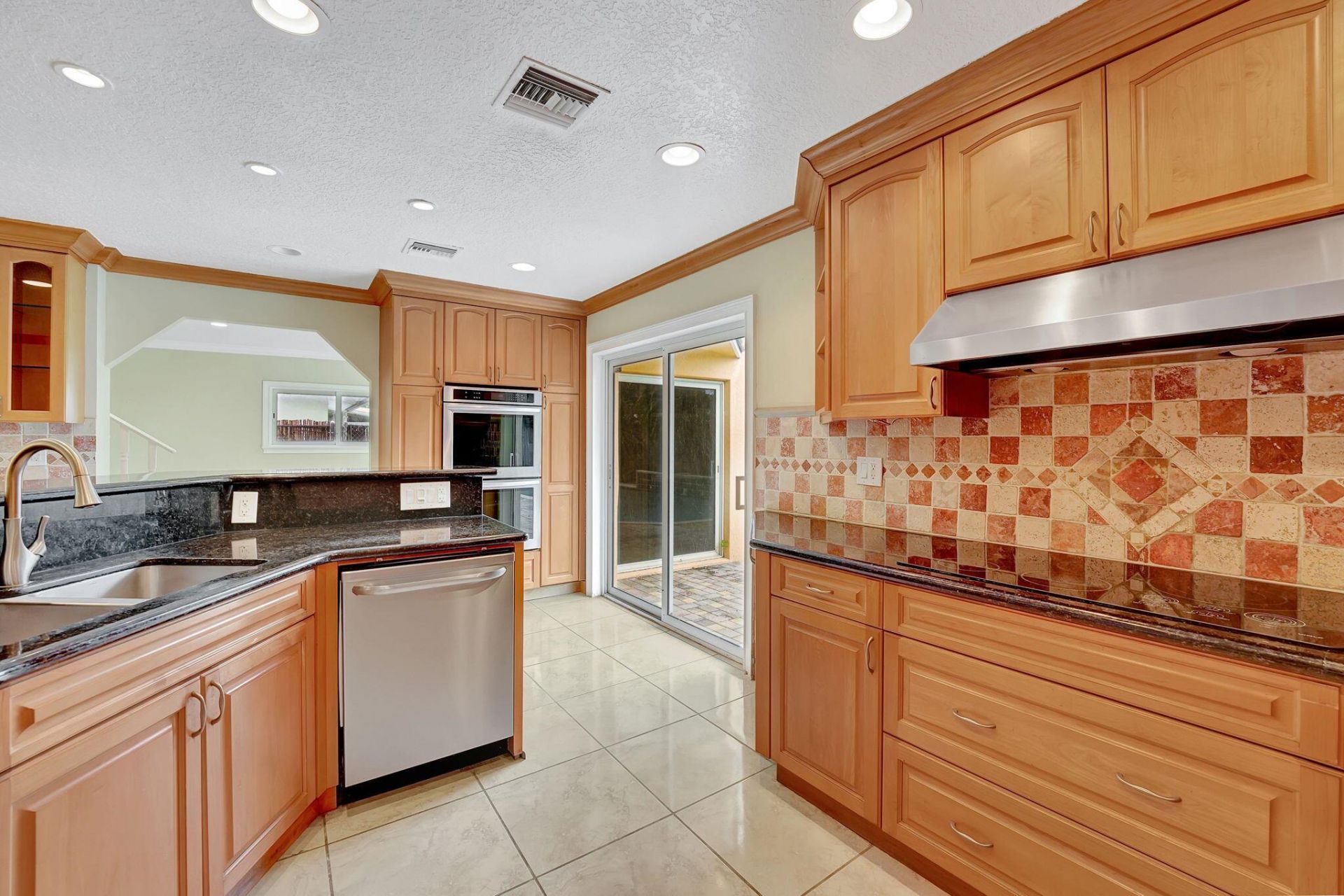 1300 NE 26th Avenue Ne, Pompano Beach, FL 33062 Photo