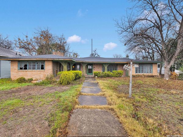 315 Blue Bonnet St, San Antonio, TX 78202