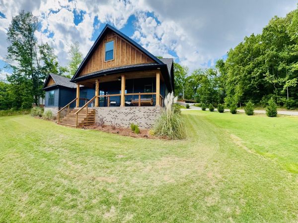 200 Creekside Drive, Florence, AL 35630