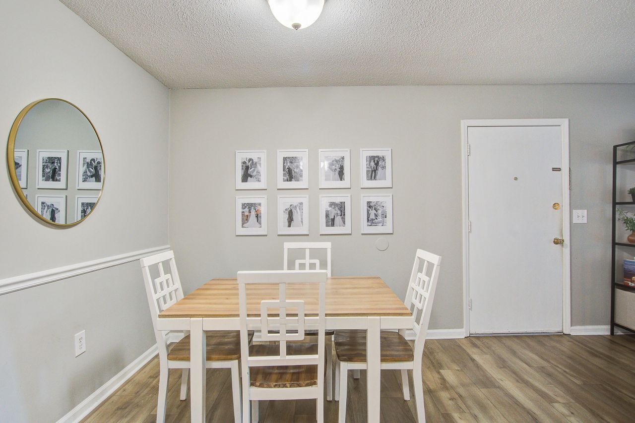 1402 Camp Road Photo 12