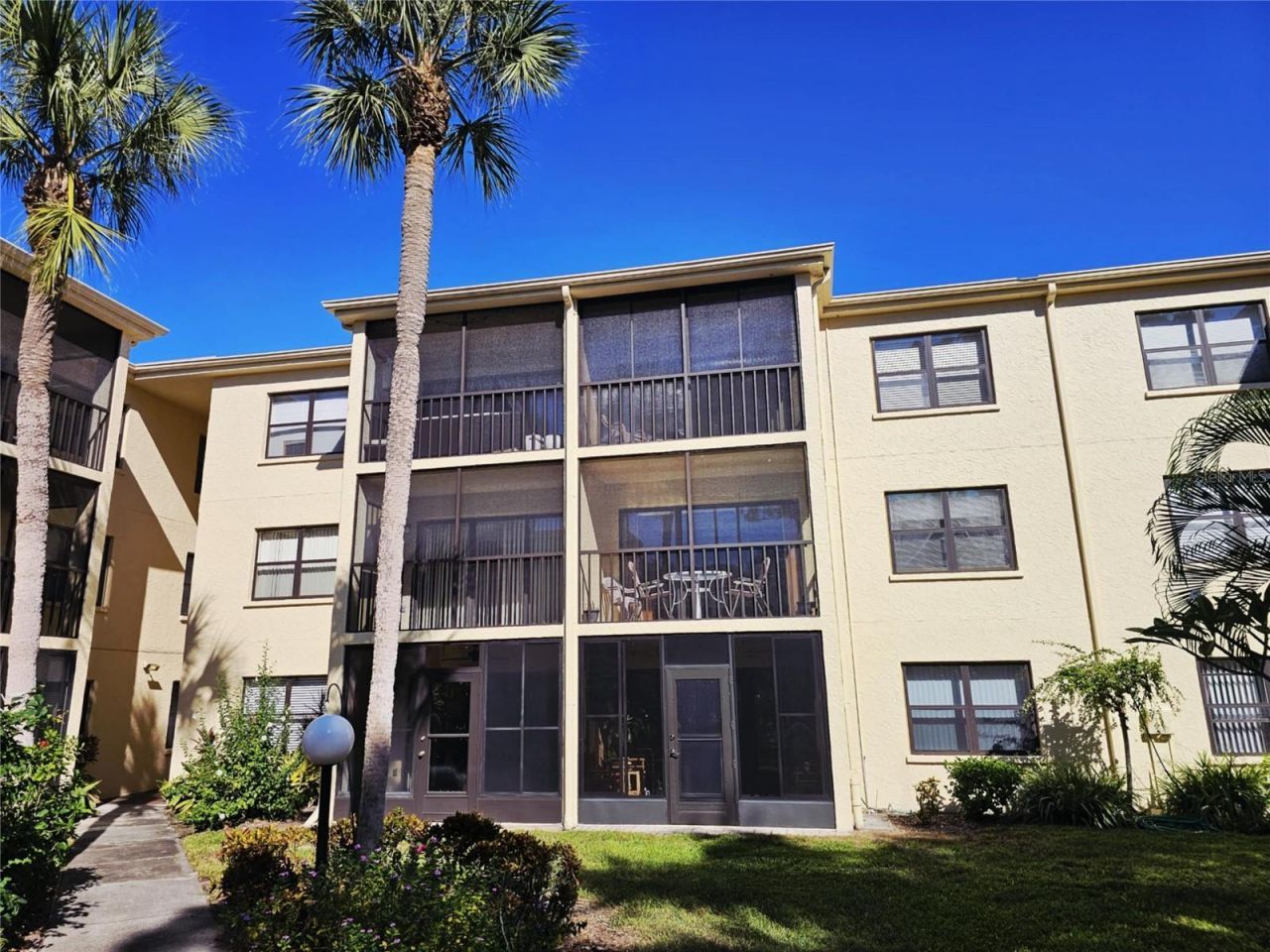 425 30th Avenue W, Unit C206, Bradenton, FL 34205 Photo