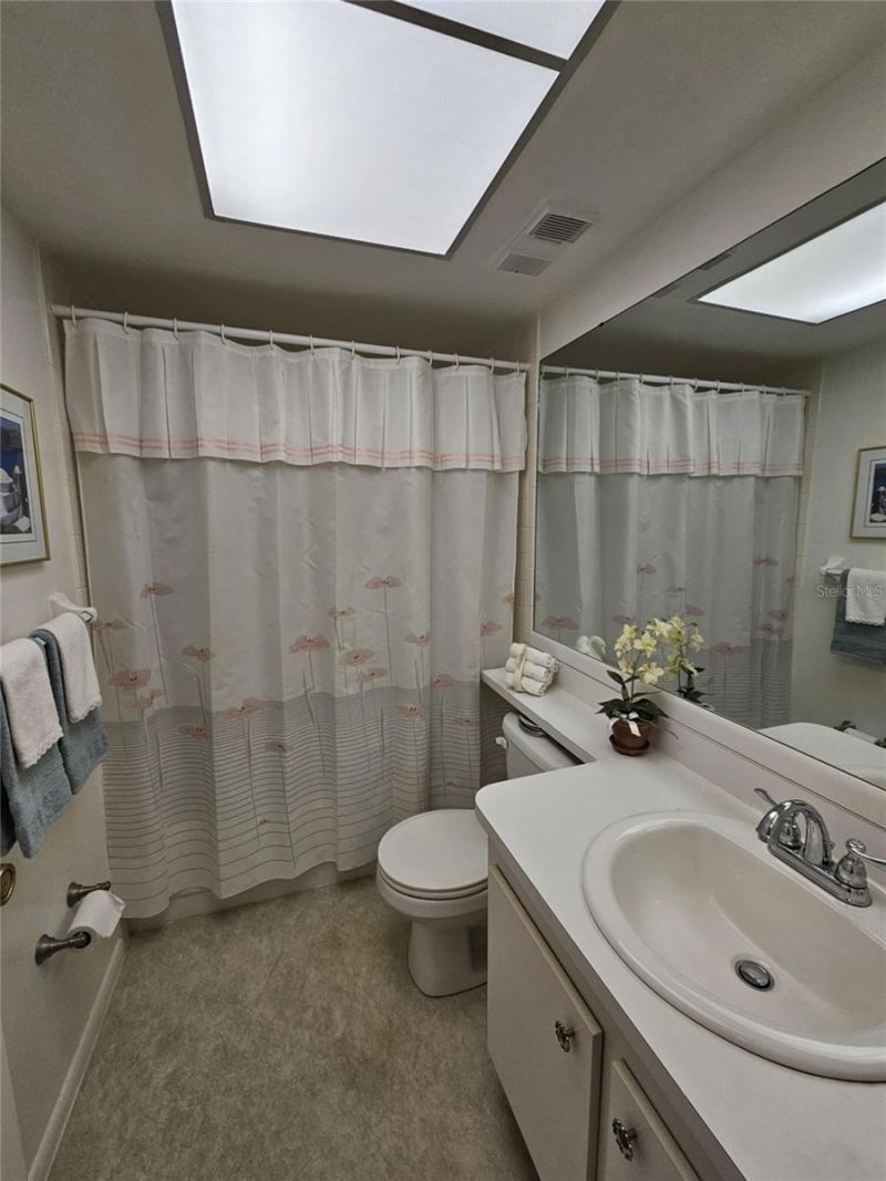 425 30th Avenue W, Unit C206, Bradenton, FL 34205 Photo