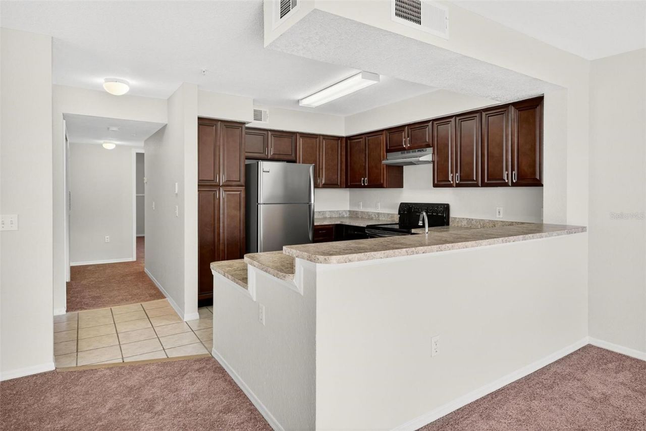 13917 Fairway Island Drive, Unit 928, Orlando, FL 32837 Photo