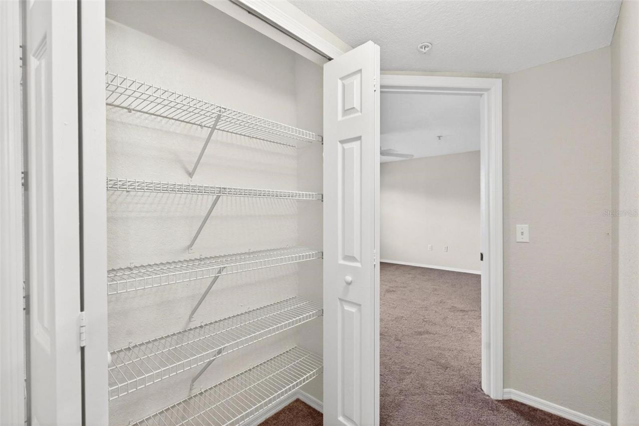 13917 Fairway Island Drive, Unit 928, Orlando, FL 32837 Photo