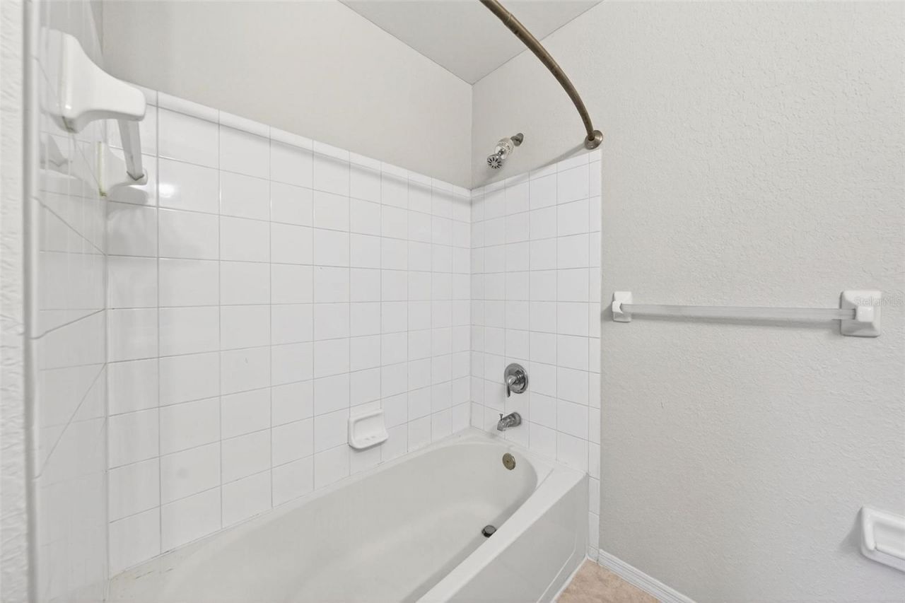 13917 Fairway Island Drive, Unit 928, Orlando, FL 32837 Photo