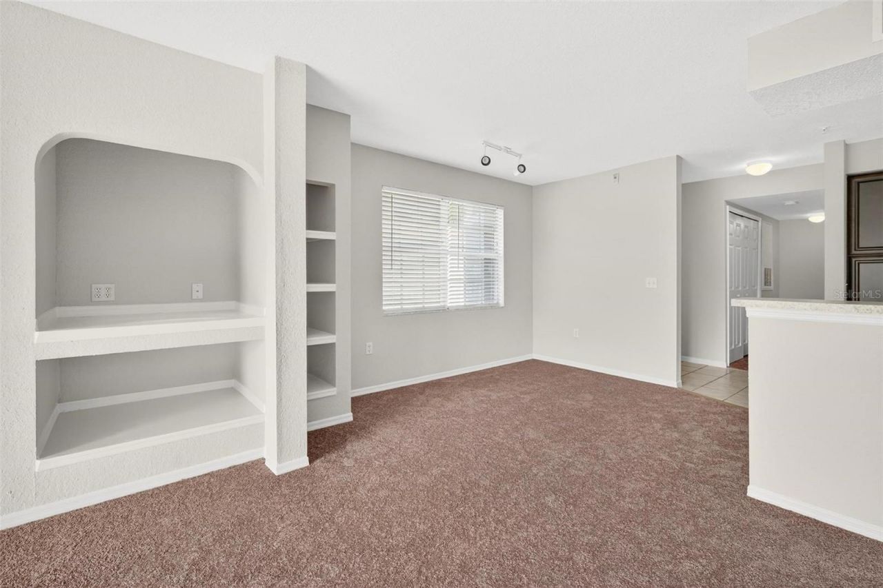 13917 Fairway Island Drive, Unit 928, Orlando, FL 32837 Photo