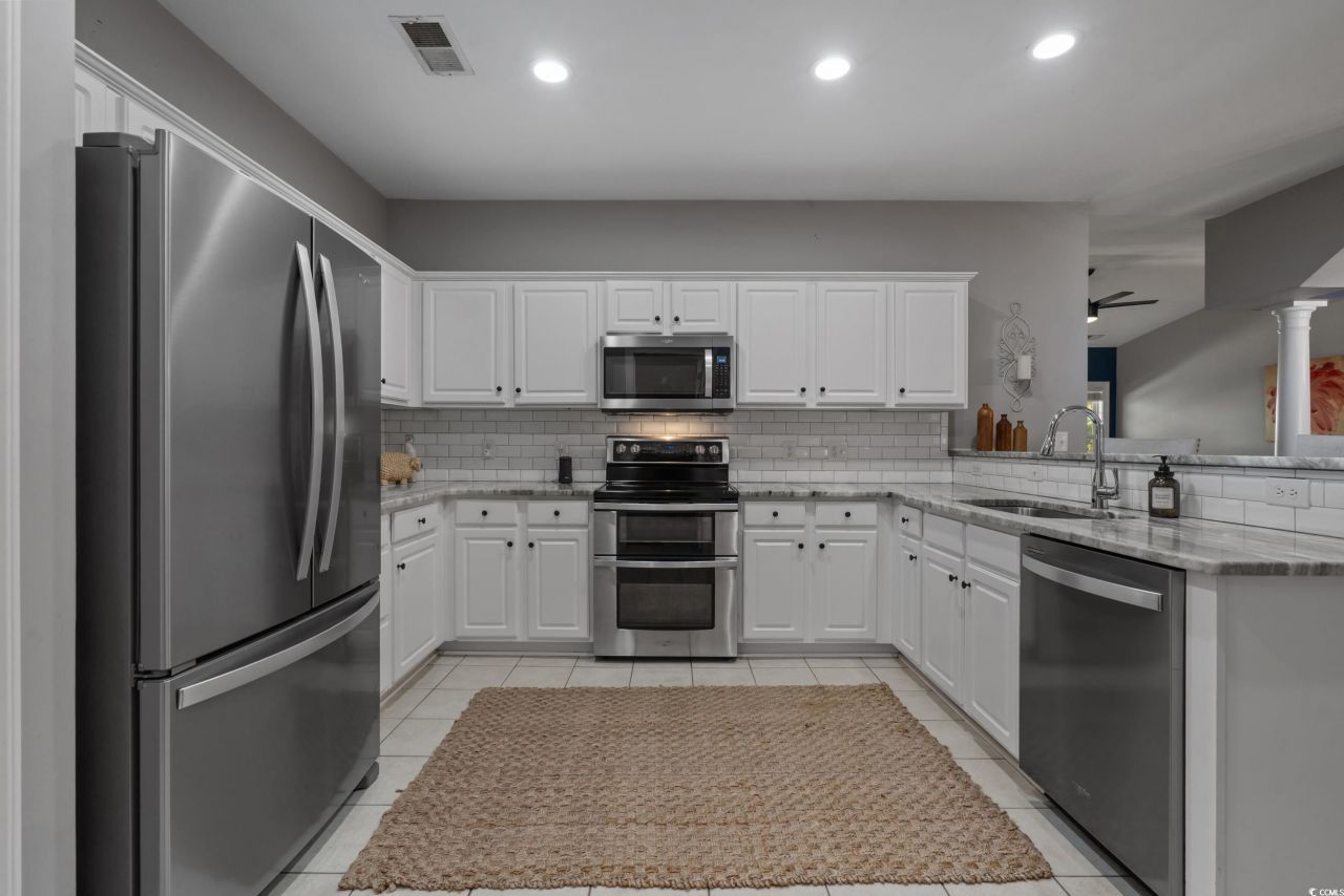 2450 Marsh Glen Dr. Photo 13