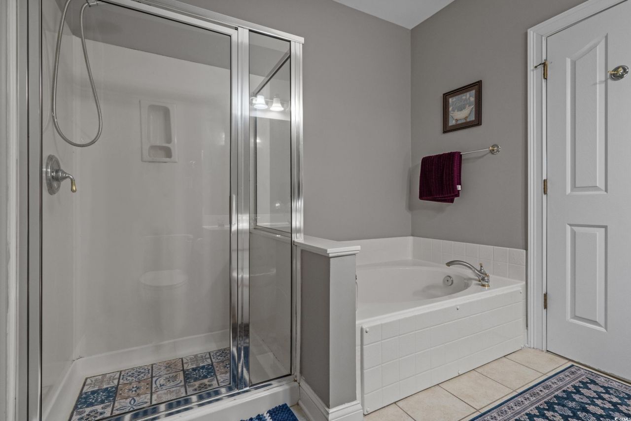 2450 Marsh Glen Dr. Photo 20