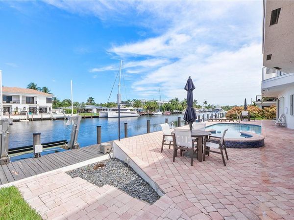 2737 NE 28th Ct, Unit 1, Lighthouse Point, FL 33064