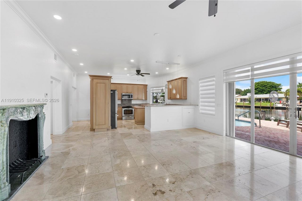 2737 NE 28th Ct, Unit 1, Lighthouse Point, FL 33064 Photo