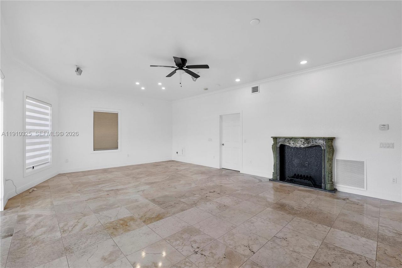 2737 NE 28th Ct, Unit 1, Lighthouse Point, FL 33064 Photo