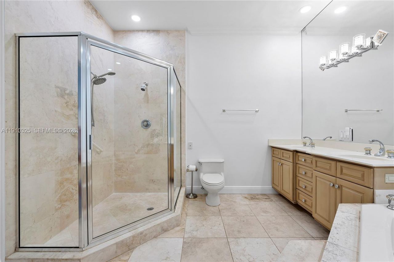 2737 NE 28th Ct, Unit 1, Lighthouse Point, FL 33064 Photo