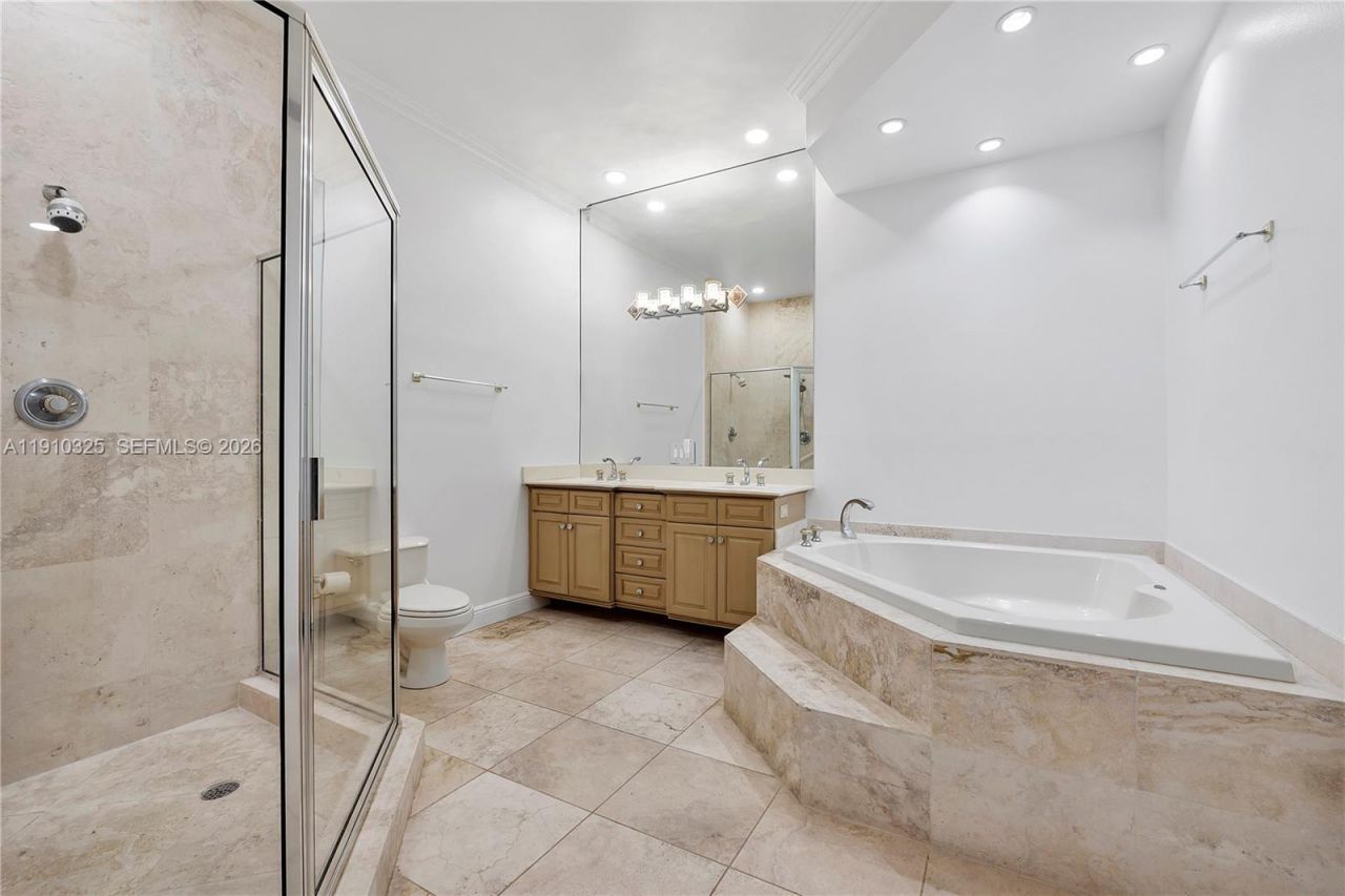 2737 NE 28th Ct, Unit 1, Lighthouse Point, FL 33064 Photo