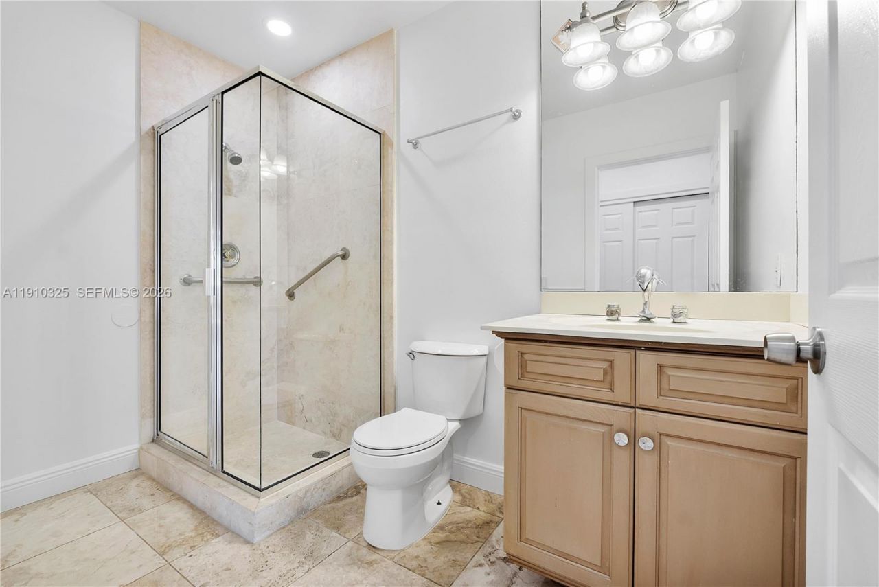 2737 NE 28th Ct, Unit 1, Lighthouse Point, FL 33064 Photo