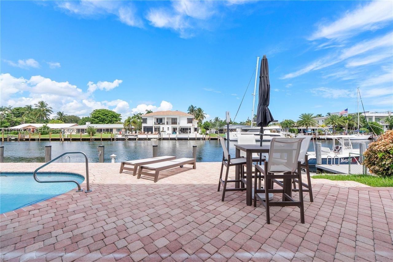 2737 NE 28th Ct, Unit 1, Lighthouse Point, FL 33064 Photo