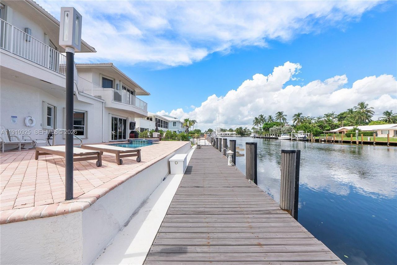 2737 NE 28th Ct, Unit 1, Lighthouse Point, FL 33064 Photo