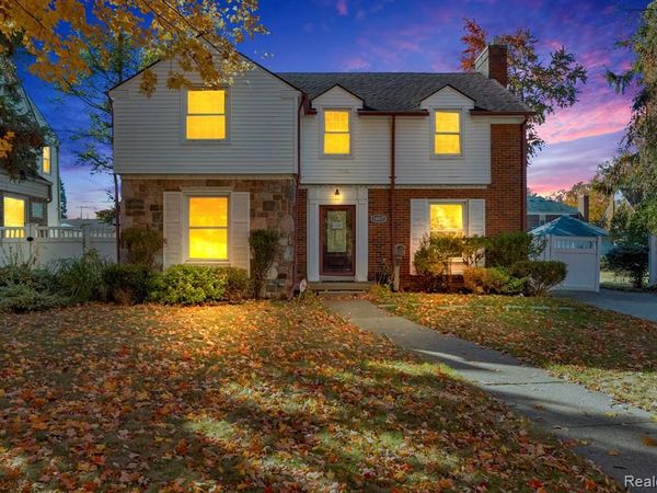 18817 Bretton Drive, Detroit, MI 48223