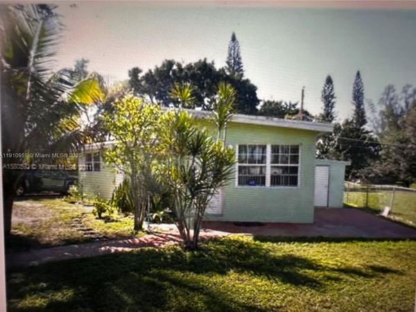 3490 SW 56th Ave, West Park, FL 33023