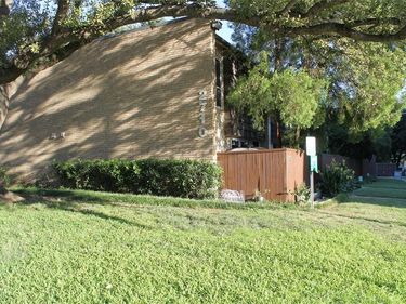 2702 Douglas Avenue, Unit 106, Dallas, TX 75219