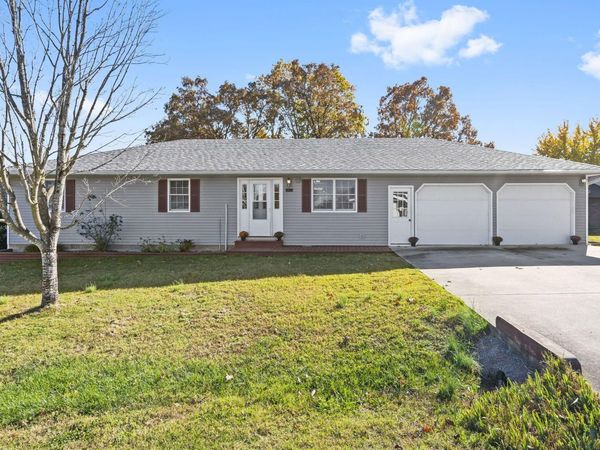 526 Ridgeview Drive , Ridgedale, MO 65739