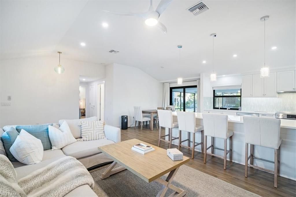 148 1st St, Bonita Springs, FL 34134 Photo