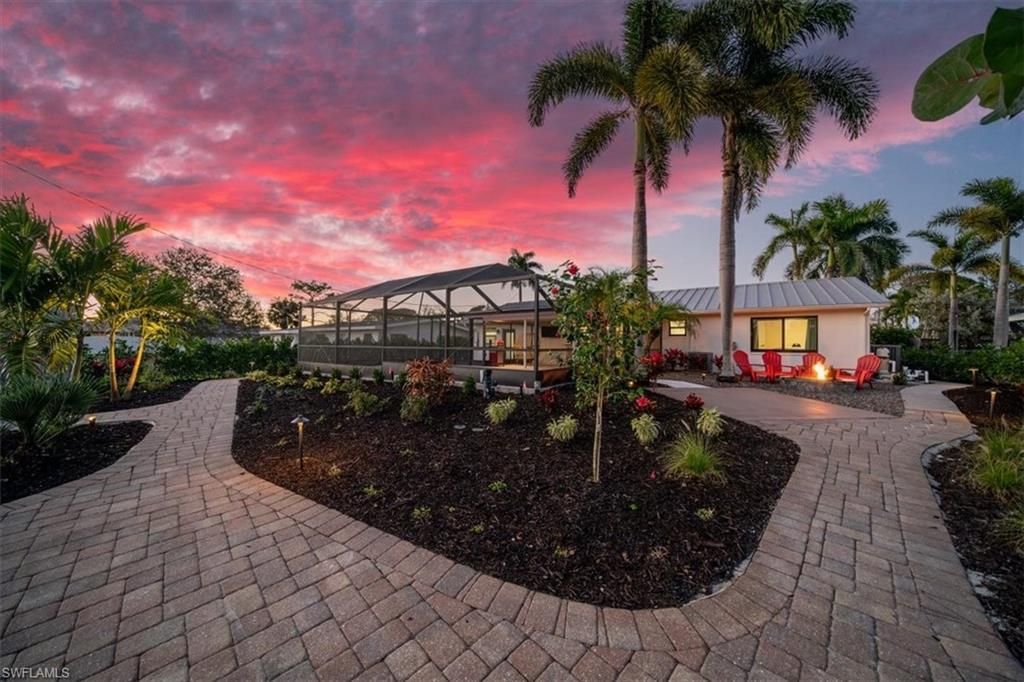 148 1st St, Bonita Springs, FL 34134 Photo