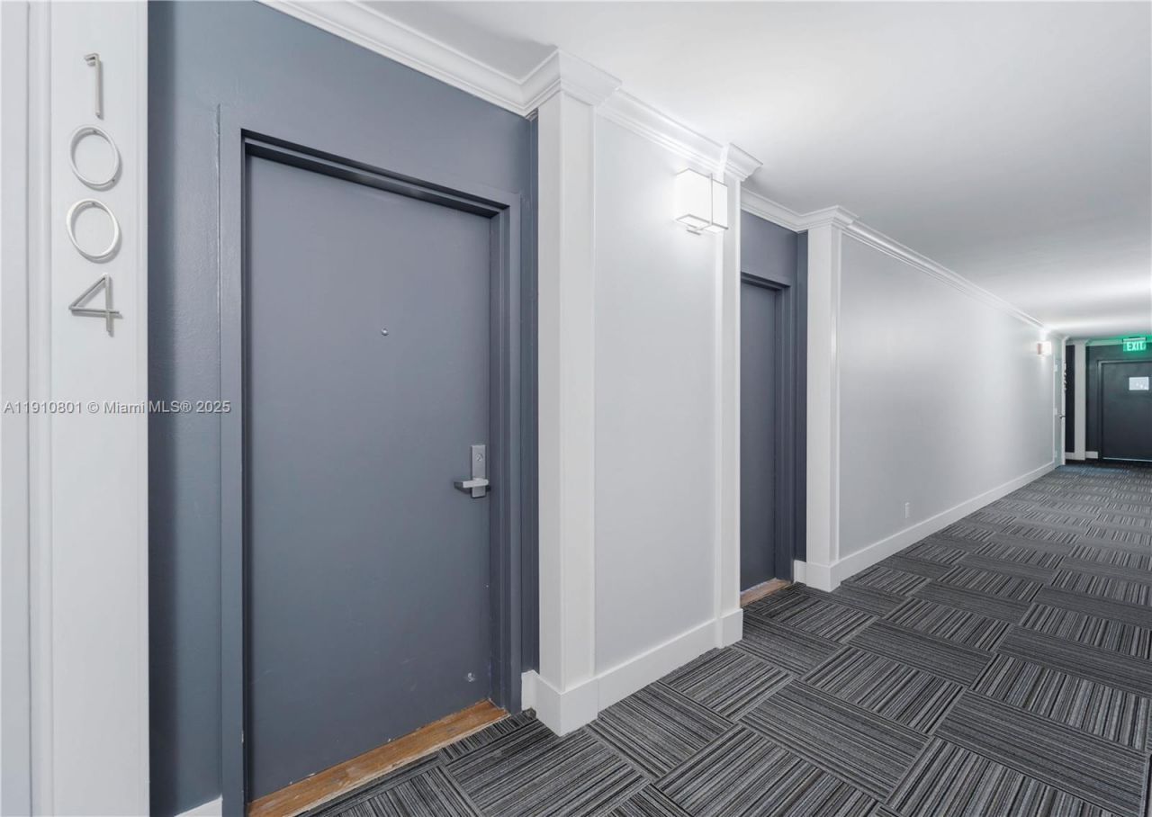 780 NE 69th St, Unit 1004, Miami, FL 33138 Photo