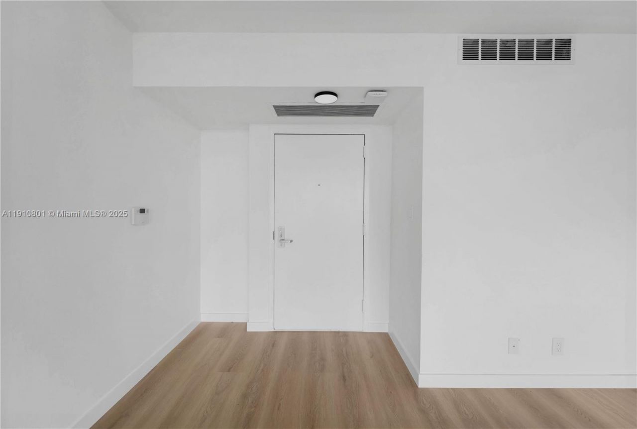 780 NE 69th St, Unit 1004, Miami, FL 33138 Photo