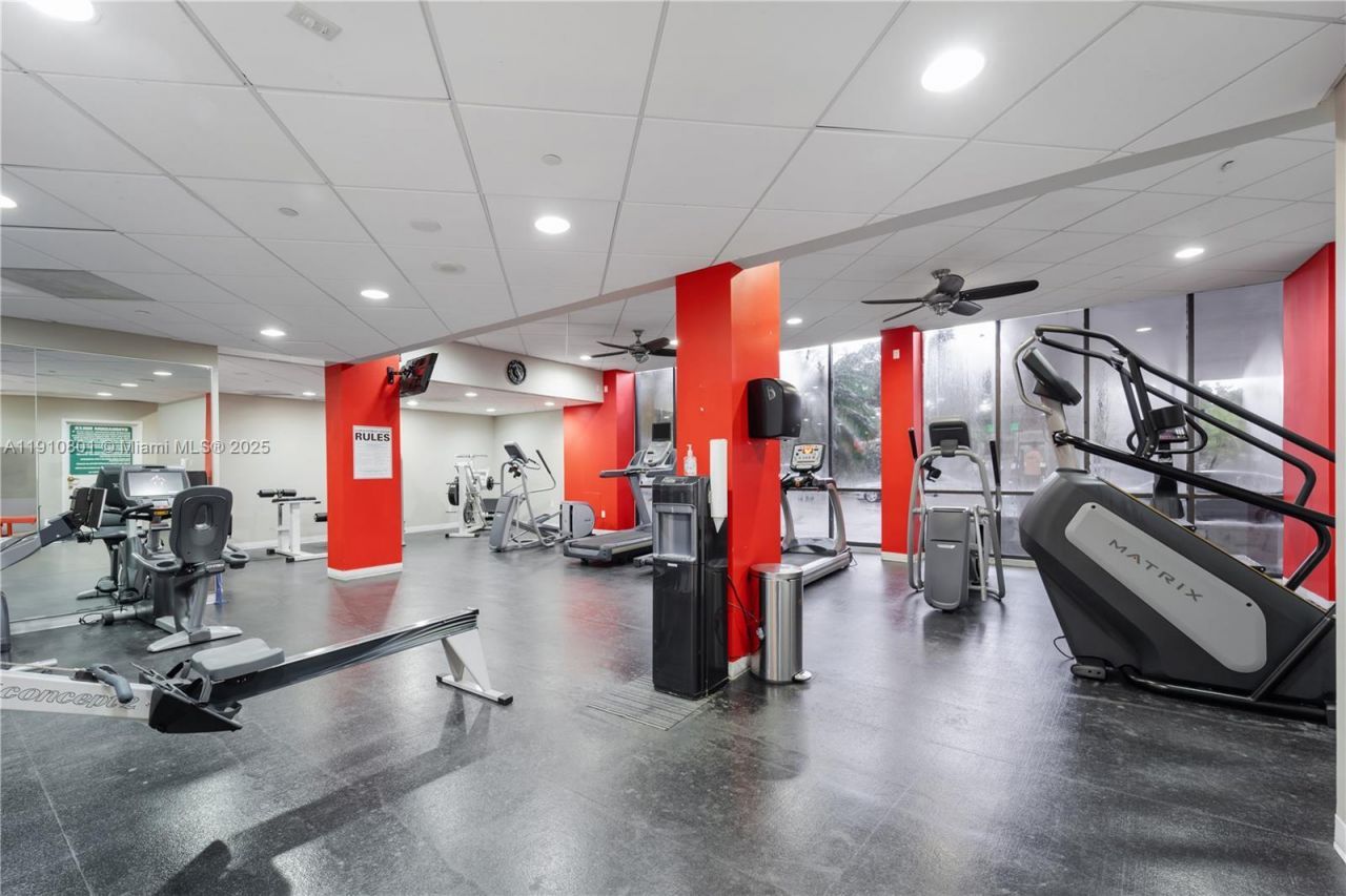 780 NE 69th St, Unit 1004, Miami, FL 33138 Photo