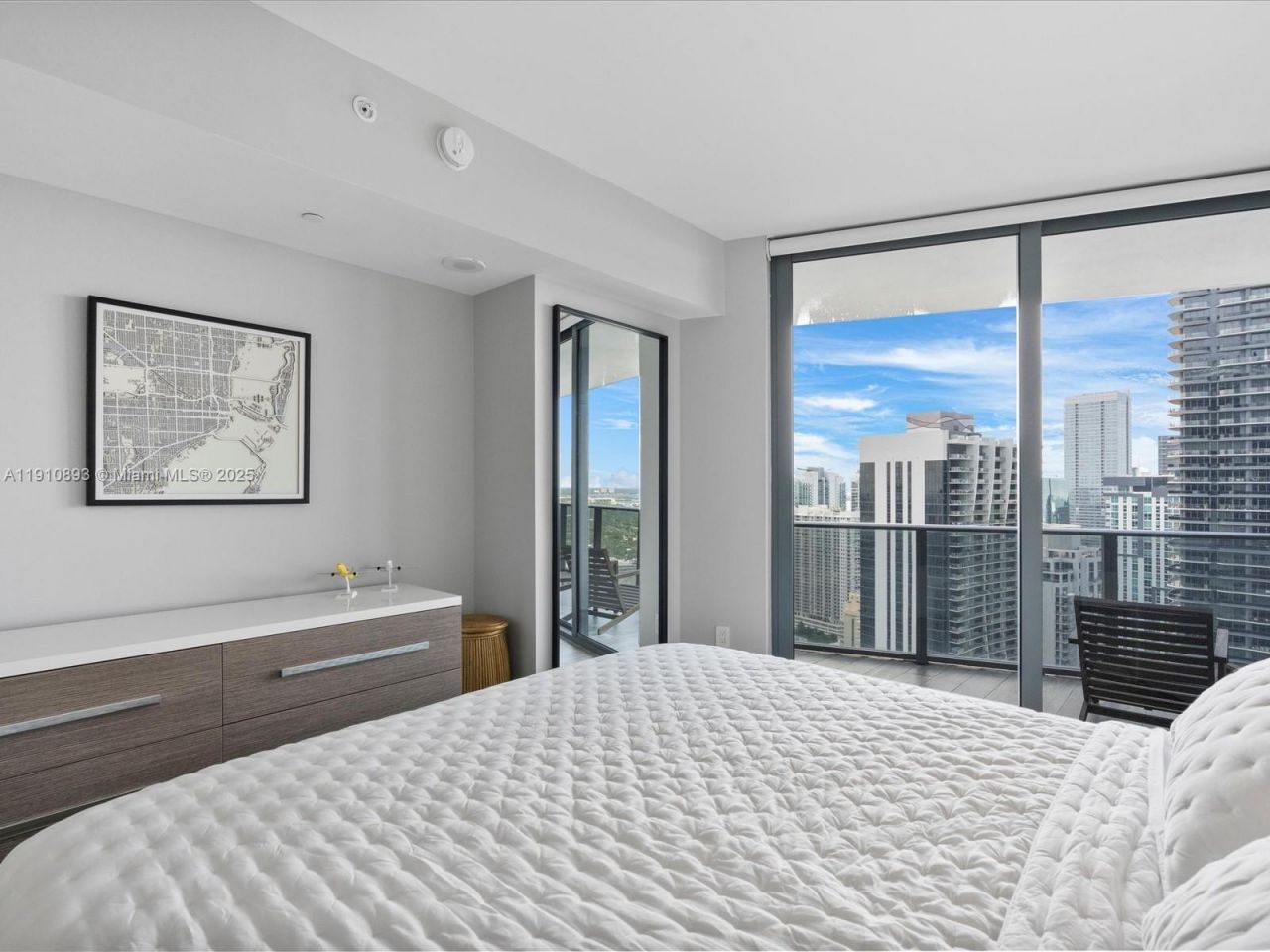 801 S Miami Ave, Unit 4402, Miami, FL 33130 Photo