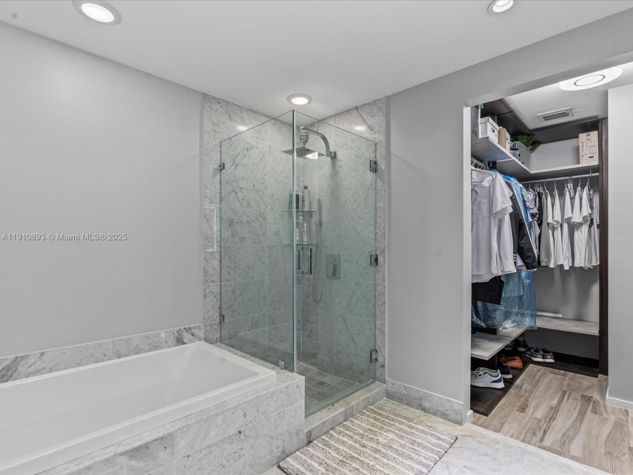 801 S Miami Ave, Unit 4402, Miami, FL 33130 Photo