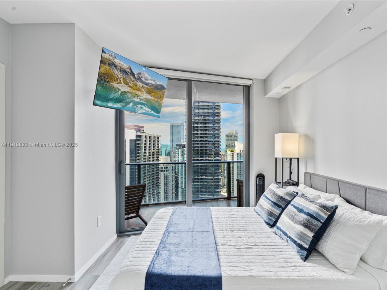 801 S Miami Ave, Unit 4402, Miami, FL 33130 Photo