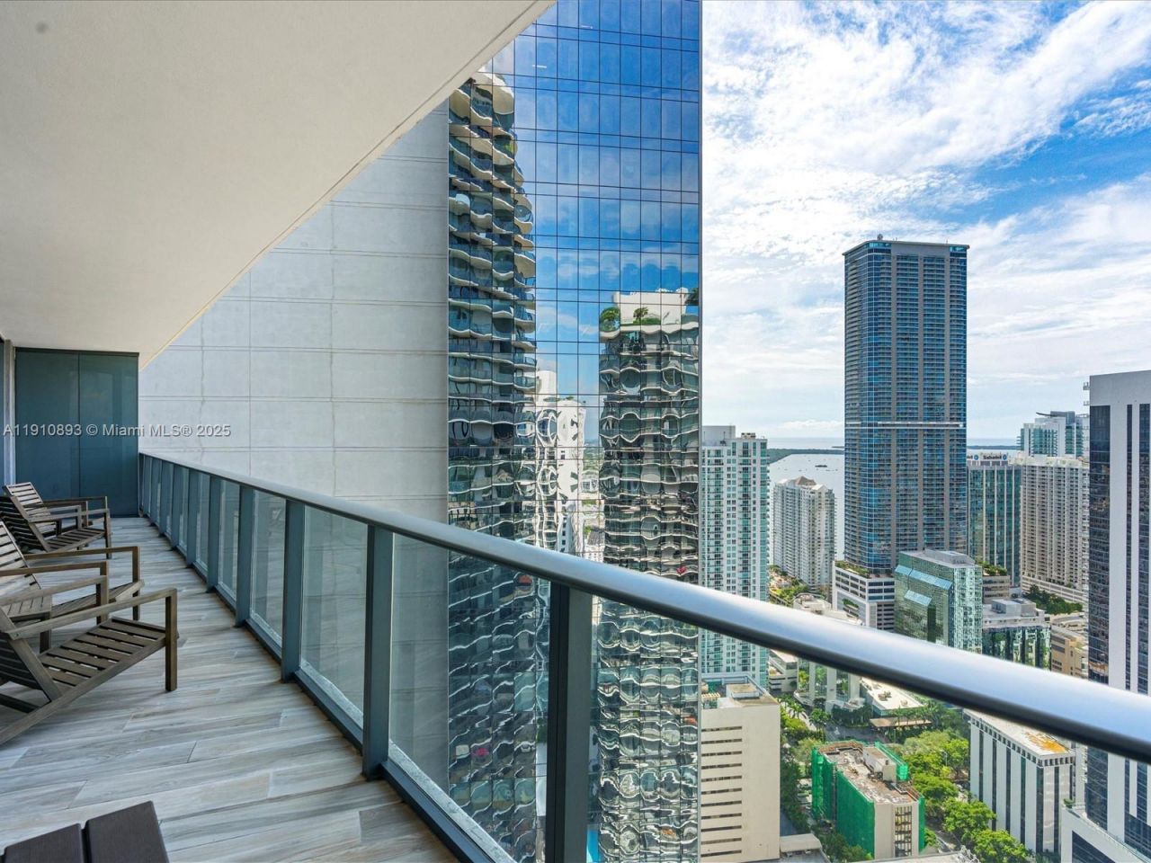 801 S Miami Ave, Unit 4402, Miami, FL 33130 Photo