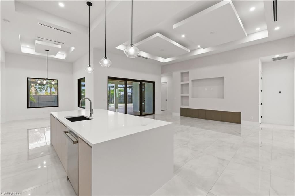 1118 Del Prado Blvd N, Cape Coral, FL 33909 Photo