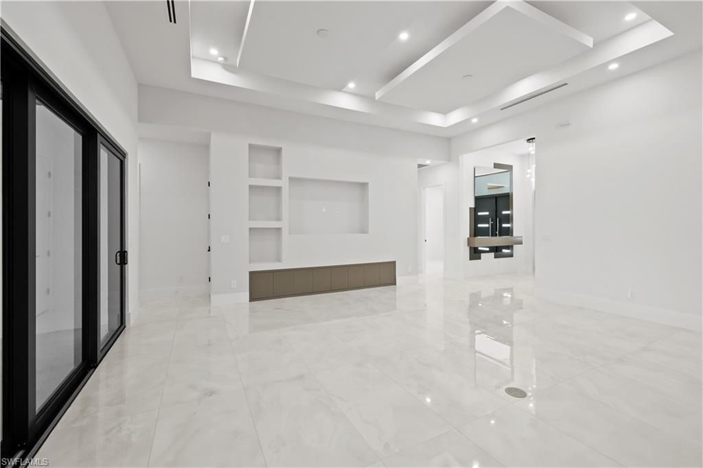 1118 Del Prado Blvd N, Cape Coral, FL 33909 Photo