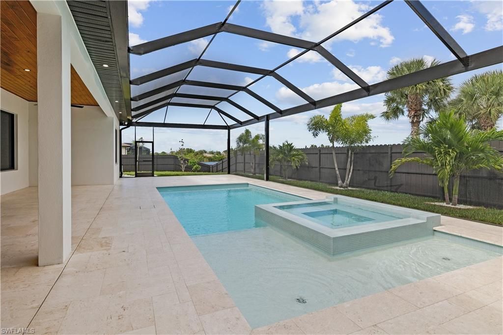 1118 Del Prado Blvd N, Cape Coral, FL 33909 Photo