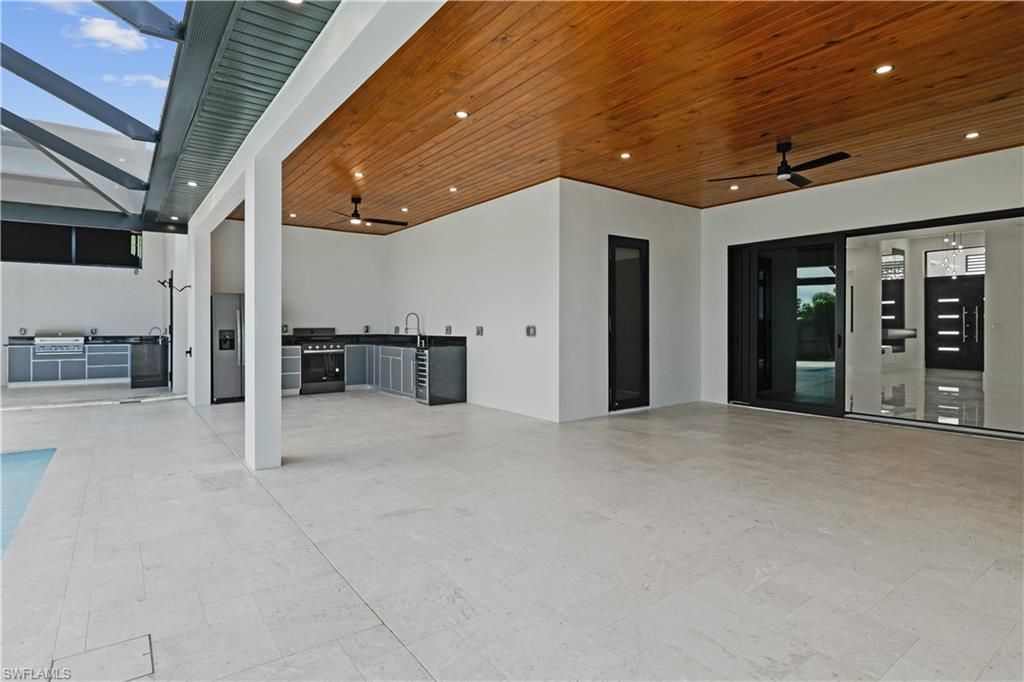 1118 Del Prado Blvd N, Cape Coral, FL 33909 Photo