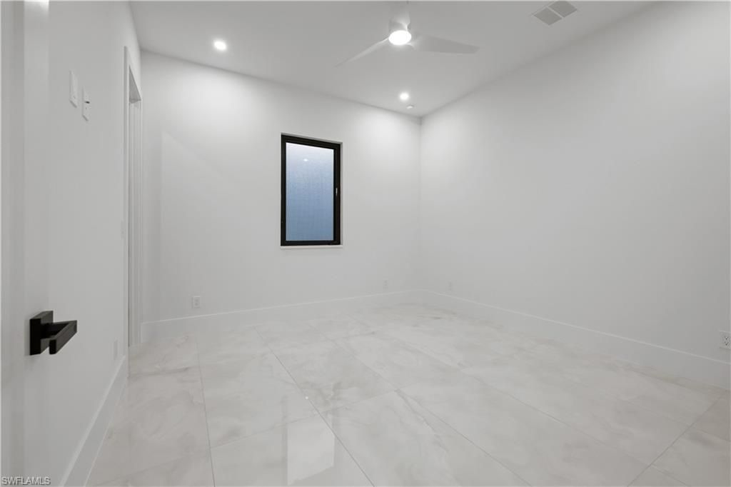 1118 Del Prado Blvd N, Cape Coral, FL 33909 Photo