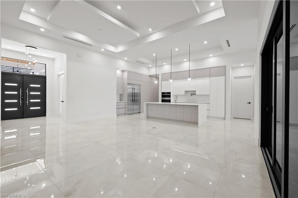 1118 Del Prado Blvd N, Cape Coral, FL 33909 Photo