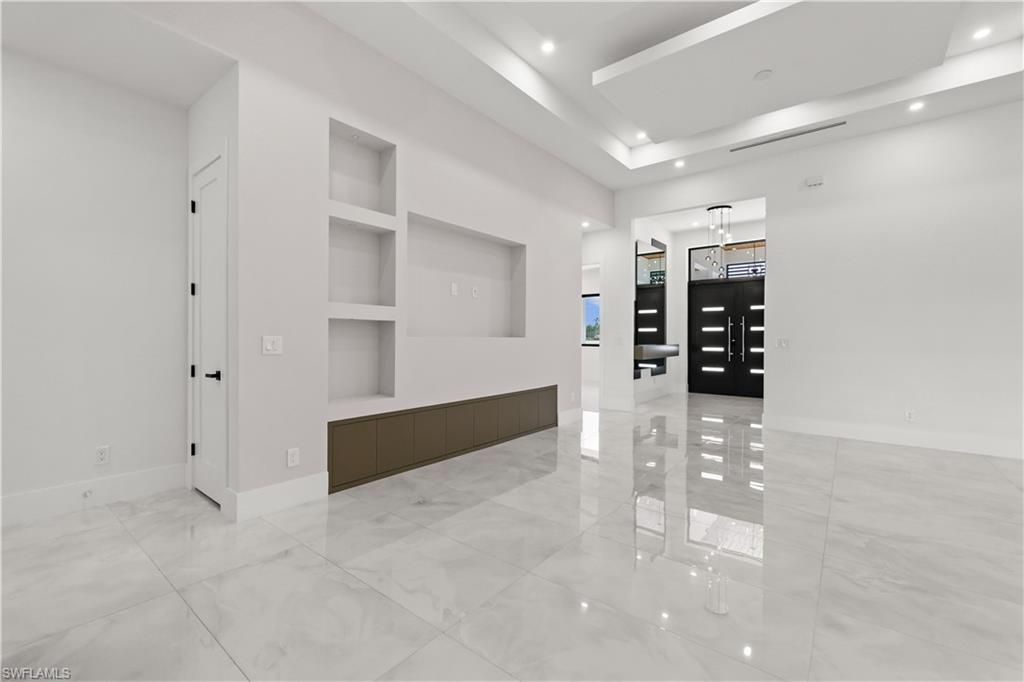 1118 Del Prado Blvd N, Cape Coral, FL 33909 Photo