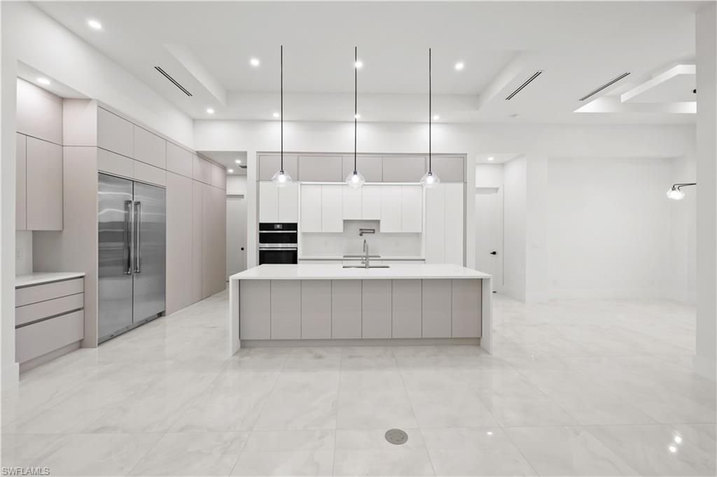 1118 Del Prado Blvd N, Cape Coral, FL 33909 Photo