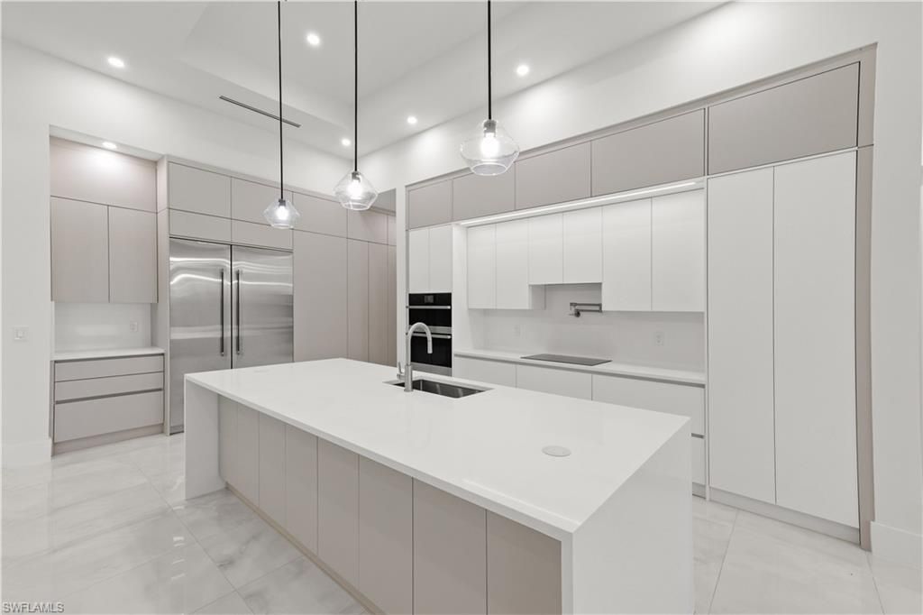 1118 Del Prado Blvd N, Cape Coral, FL 33909 Photo