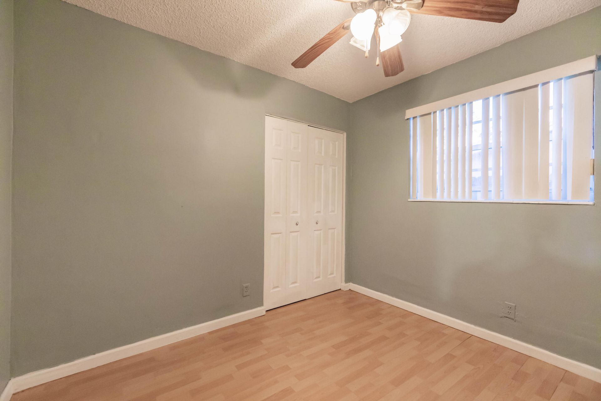 4141 NW 32nd Avenue, Lauderdale Lakes, FL 33309 Photo