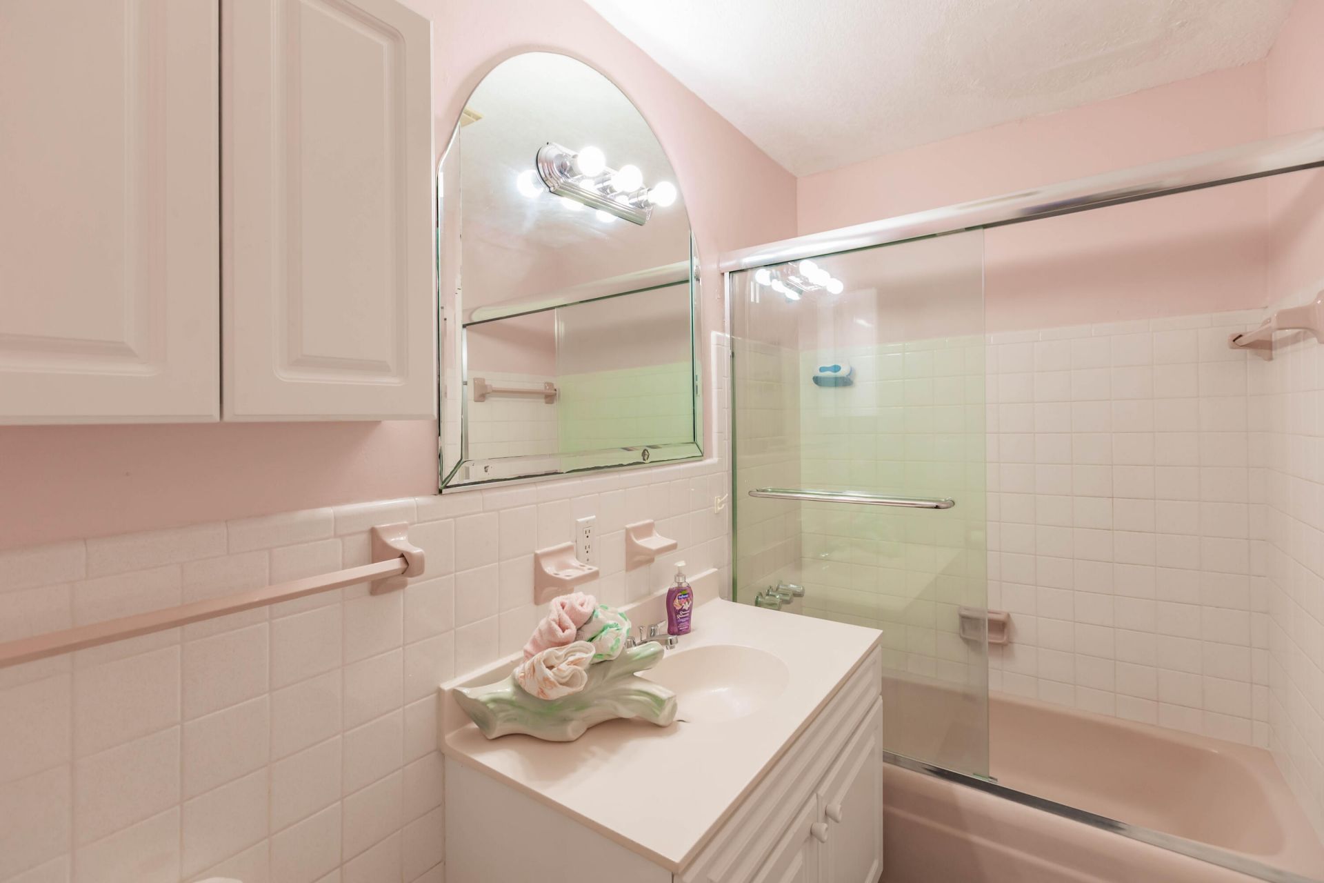 4141 NW 32nd Avenue, Lauderdale Lakes, FL 33309 Photo